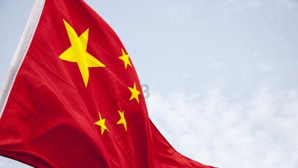 此清单包含:真丝的衣衫、从巴黎到鲁昂的旅行、熟化的卡芒贝尔奶酪、“美学”,以及一场永恒的梦